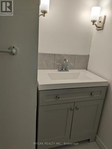 367 Marlborough Street, Brant, ON - Indoor Photo Showing Bathroom