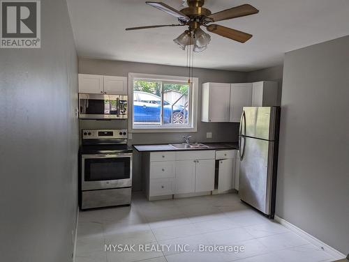 367 Marlborough Street, Brant, ON - Indoor Photo Showing Kitchen With Double Sink