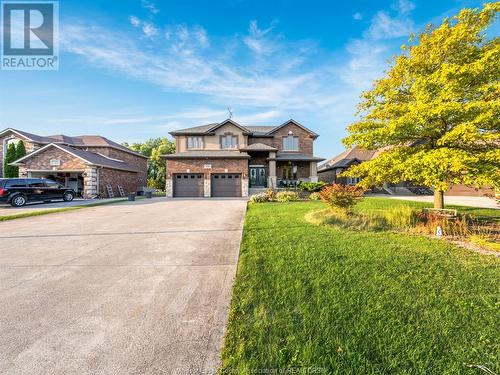 7118 Driver Lane, Amherstburg, ON - Outdoor With Facade