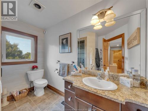 7118 Driver Lane, Amherstburg, ON - Indoor Photo Showing Bathroom