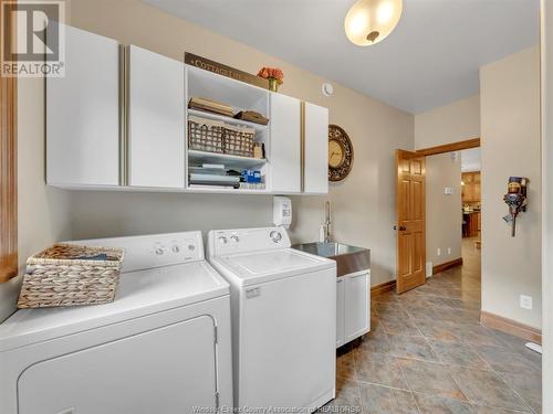 7118 Driver Lane, Amherstburg, ON - Indoor Photo Showing Laundry Room