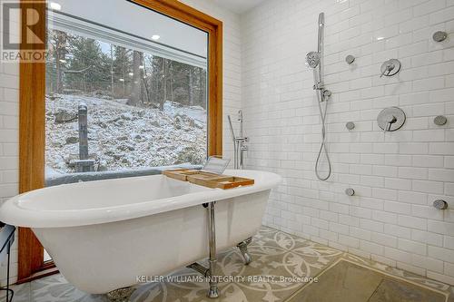 153 Pineridge Road, Ottawa, ON - Indoor Photo Showing Bathroom