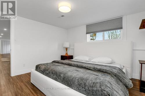 153 Pineridge Road, Ottawa, ON - Indoor Photo Showing Bedroom