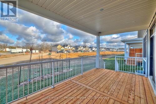 Main - 594 Seneca Drive, Fort Erie (334 - Crescent Park), ON - Outdoor With Deck Patio Veranda With Exterior