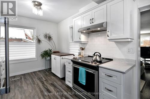 271 Denmark Street, Meaford, ON - Indoor Photo Showing Kitchen With Upgraded Kitchen