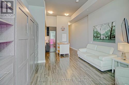 907 - 120 Parliament Street E, Toronto, ON - Indoor