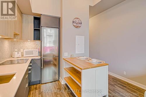 907 - 120 Parliament Street E, Toronto, ON - Indoor Photo Showing Kitchen