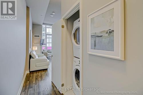 907 - 120 Parliament Street E, Toronto, ON -  Photo Showing Laundry Room