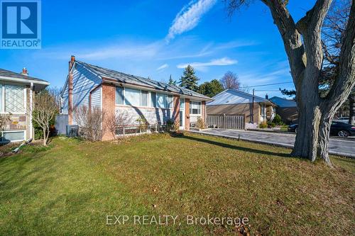 108 Lynedock Crescent, Toronto, ON - Outdoor