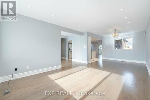 108 Lynedock Crescent, Toronto, ON - Indoor Photo Showing Other Room