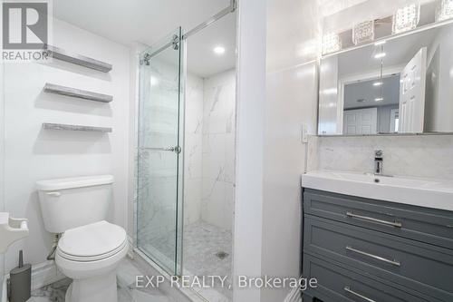 108 Lynedock Crescent, Toronto, ON - Indoor Photo Showing Bathroom