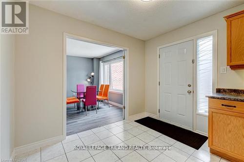 350 Homestead Court, London, ON - Indoor Photo Showing Other Room