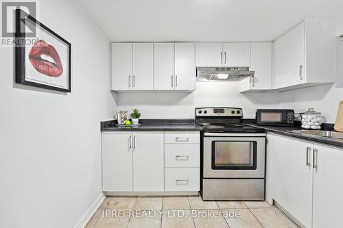 3420 Monica Drive, Mississauga, ON - Indoor Photo Showing Kitchen