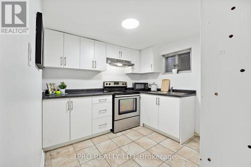 3420 Monica Drive, Mississauga, ON - Indoor Photo Showing Kitchen