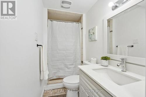 3420 Monica Drive, Mississauga, ON - Indoor Photo Showing Bathroom