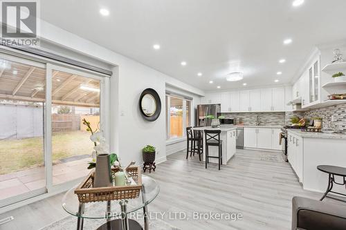 3420 Monica Drive, Mississauga, ON - Indoor Photo Showing Kitchen With Upgraded Kitchen