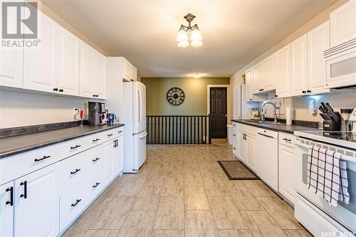 114 Manitoba Street, Pense, SK - Indoor Photo Showing Kitchen