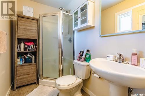 114 Manitoba Street, Pense, SK - Indoor Photo Showing Bathroom