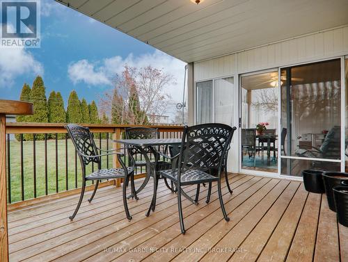 48 Mcdonald Avenue, Thorold, ON - Outdoor With Deck Patio Veranda With Exterior