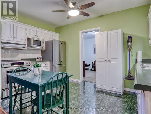 48 Mcdonald Avenue, Thorold, ON - Indoor Photo Showing Kitchen