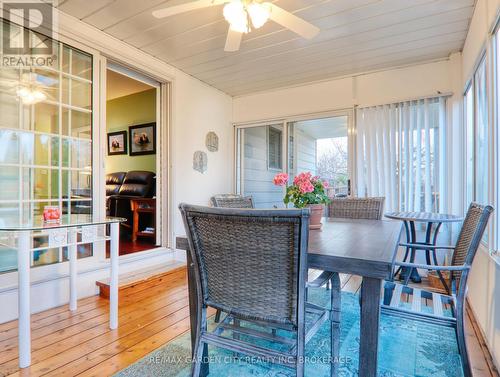 48 Mcdonald Avenue, Thorold, ON - Indoor Photo Showing Dining Room