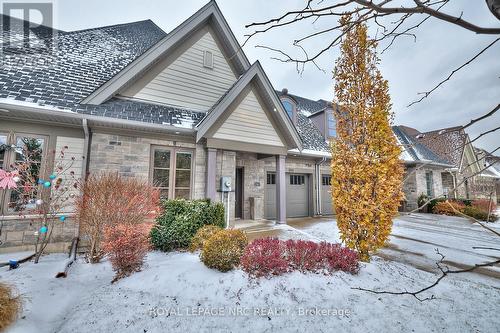 1001 Pelham Road, St. Catharines (462 - Rykert/Vansickle), ON - Outdoor With Facade