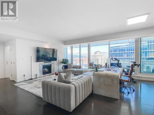 2702 1011 W Cordova Street, Vancouver, BC - Indoor Photo Showing Living Room With Fireplace