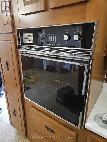 321 St Felix Street, Cornwall, ON - Indoor Photo Showing Kitchen