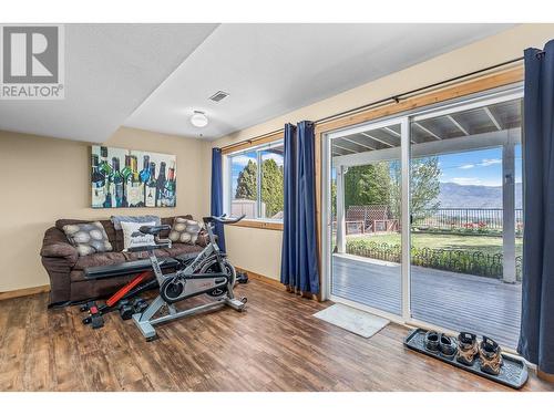 2125 Shamrock Drive, West Kelowna, BC - Indoor Photo Showing Other Room