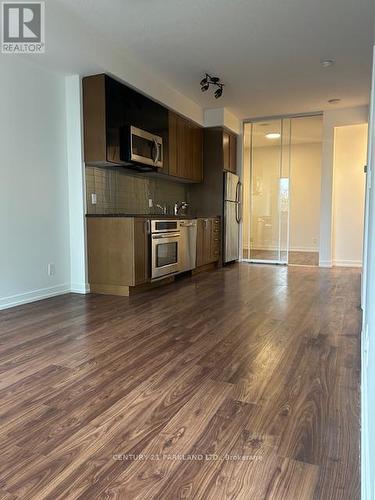 311 - 98 Lillian Street, Toronto, ON - Indoor Photo Showing Kitchen With Stainless Steel Kitchen