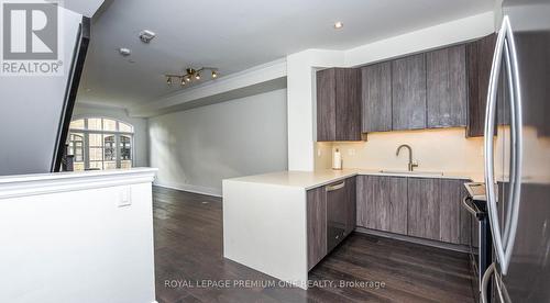 64 - 71 Elder Avenue, Toronto, ON - Indoor Photo Showing Kitchen With Upgraded Kitchen