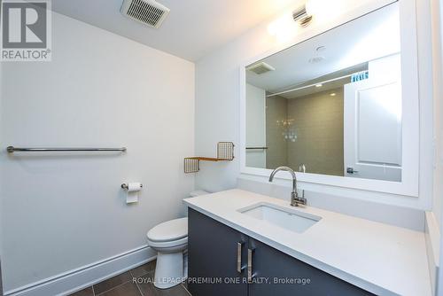 64 - 71 Elder Avenue, Toronto, ON - Indoor Photo Showing Bathroom