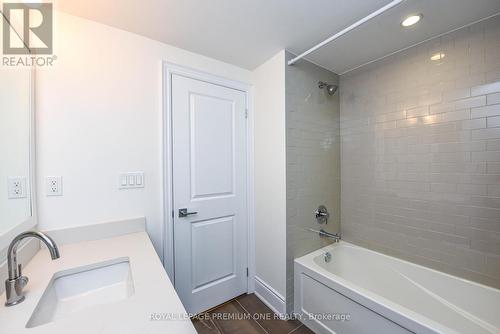 64 - 71 Elder Avenue, Toronto, ON - Indoor Photo Showing Bathroom