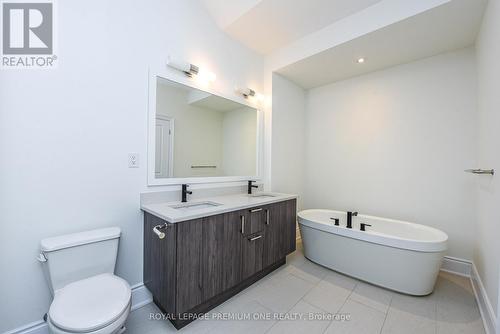 64 - 71 Elder Avenue, Toronto, ON - Indoor Photo Showing Bathroom