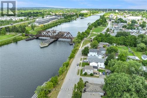 37 Canal Bank Street, Welland (773 - Lincoln/Crowland), ON - Outdoor With Body Of Water With View