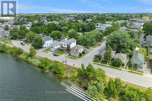 37 Canal Bank Street, Welland (773 - Lincoln/Crowland), ON - Outdoor With Body Of Water With View