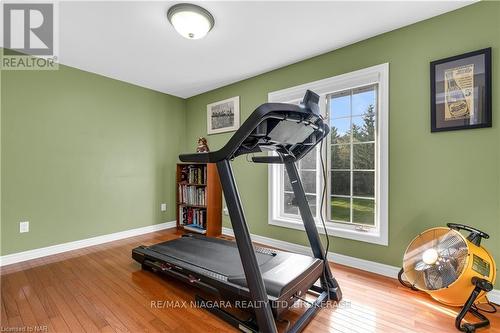 851 Carl Road, Welland (765 - Cooks Mills), ON - Indoor Photo Showing Gym Room