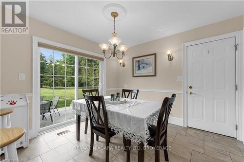 851 Carl Road, Welland (765 - Cooks Mills), ON - Indoor Photo Showing Dining Room