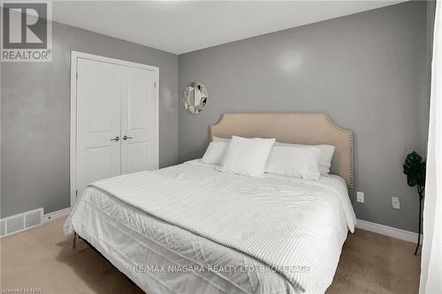 13 Hilts Court, St. Catharines (456 - Oakdale), ON - Indoor Photo Showing Bedroom