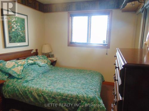 20467 Conc 5 Road E, South Glengarry, ON - Indoor Photo Showing Bedroom