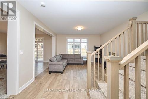 3823 Simpson Lane, Fort Erie (327 - Black Creek), ON - Indoor Photo Showing Other Room