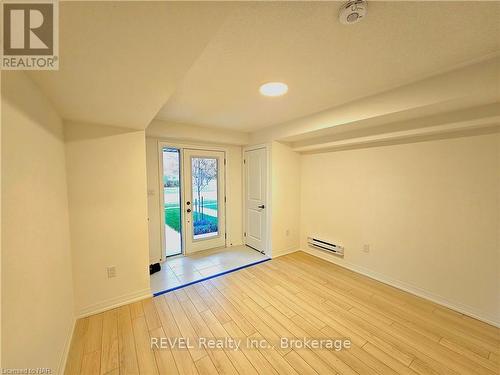 40 Sidney Rose, St. Catharines (461 - Glendale/Glenridge), ON - Indoor Photo Showing Other Room