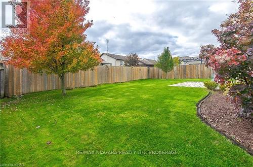 3281 Charleston Drive Drive, Fort Erie (335 - Ridgeway), ON - Outdoor With Backyard