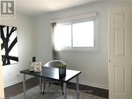 61 Barbican Trail, St. Catharines (460 - Burleigh Hill), ON - Indoor