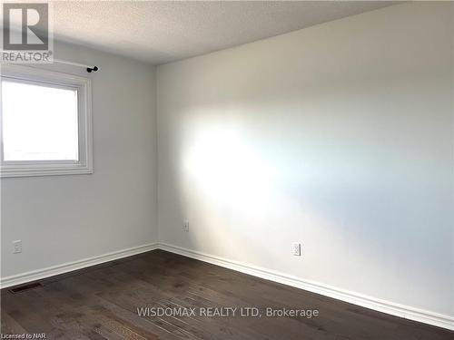 61 Barbican Trail, St. Catharines (460 - Burleigh Hill), ON - Indoor Photo Showing Other Room