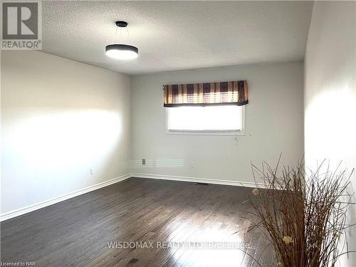 61 Barbican Trail, St. Catharines (460 - Burleigh Hill), ON - Indoor Photo Showing Other Room