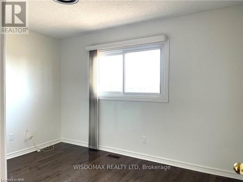 61 Barbican Trail, St. Catharines (460 - Burleigh Hill), ON - Indoor Photo Showing Other Room