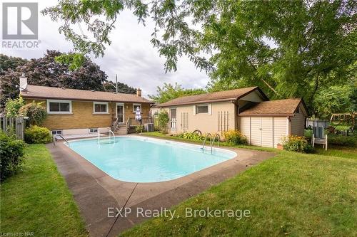 6326 Doreen Drive, Niagara Falls (212 - Morrison), ON - Outdoor With In Ground Pool