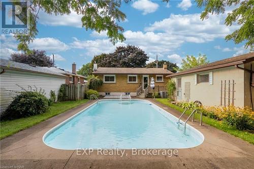 6326 Doreen Drive, Niagara Falls (212 - Morrison), ON - Outdoor With In Ground Pool