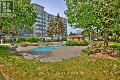 15 - 5200 Dorchester Road, Niagara Falls (212 - Morrison), ON - Outdoor With In Ground Pool